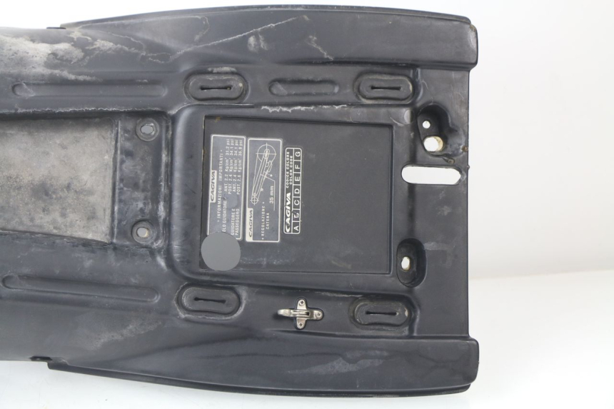 photo de TAPA BAJO ASIENTO CAGIVA NAVIGATOR 1000 (2000 - 2005)