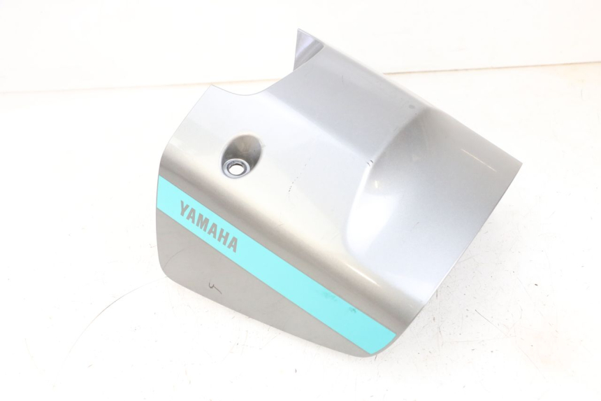 photo de TAPA BAJO ASIENTO YAMAHA NEO'S CORE 1 (2022 - 2026) - Zoom sobre los componentes