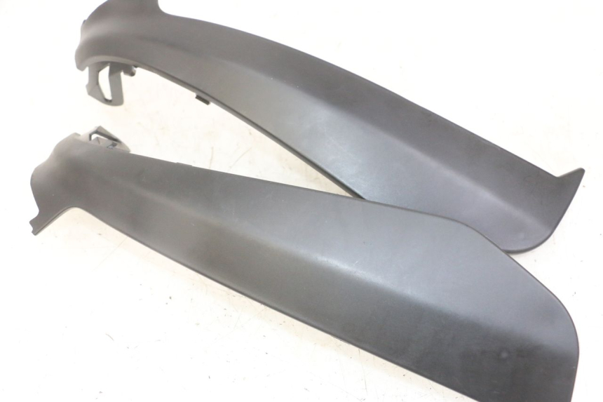 photo de TAPA BAJO ASIENTO PIAGGIO NRG POWER PUREJET 50 (2018 - 2021)