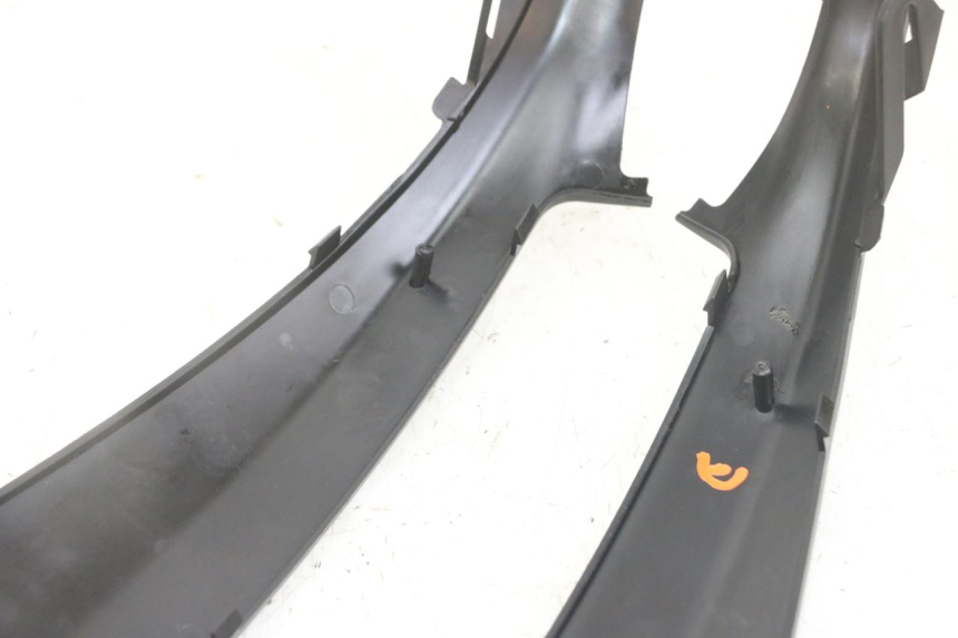 photo de TAPA BAJO ASIENTO PIAGGIO NRG POWER PUREJET 50 (2018 - 2021)