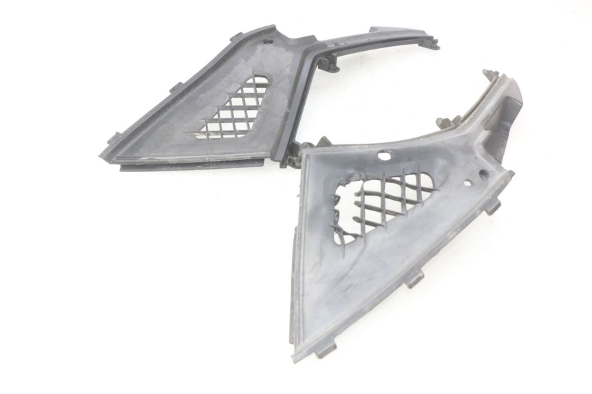 photo de TAPA BAJO EL ASIENTO KYMCO PEOPLE 250 (2004 - 2008)