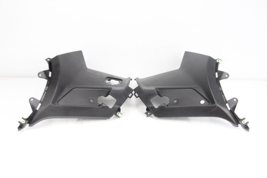 photo de TAPA DEBAJO DEL ASIENTO PEUGEOT KISBEE 4T 50 (2018 - 2022)