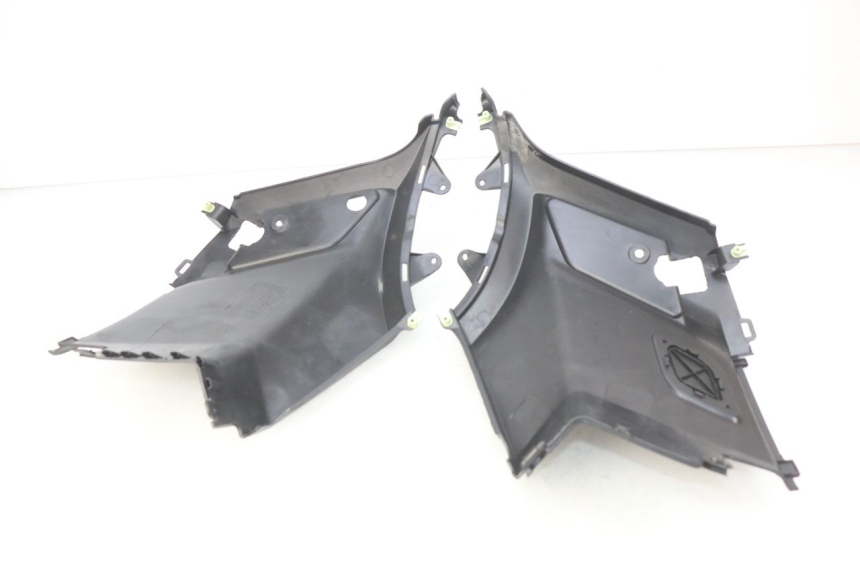 photo de TAPA DEBAJO DEL ASIENTO PEUGEOT KISBEE 4T 50 (2010 - 2017)