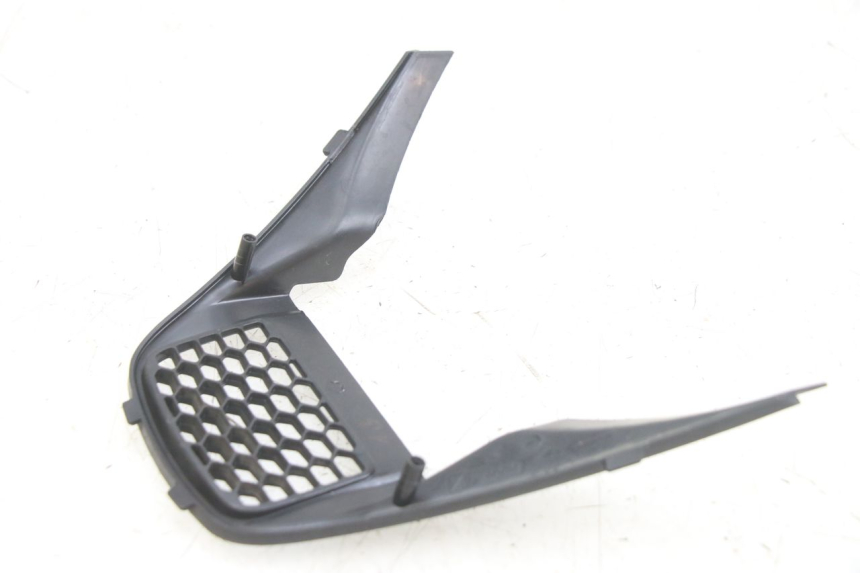 photo de TAPA DEBAJO DEL ASIENTO PIAGGIO MEDLEY 125 (2016 - 2023)