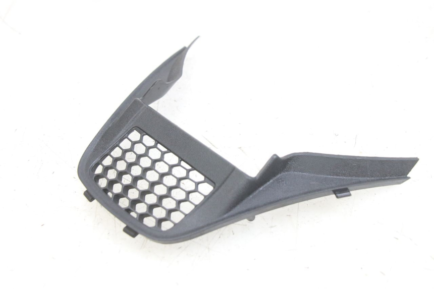 photo de TAPA DEBAJO DEL ASIENTO PIAGGIO MEDLEY 125 (2016 - 2023)