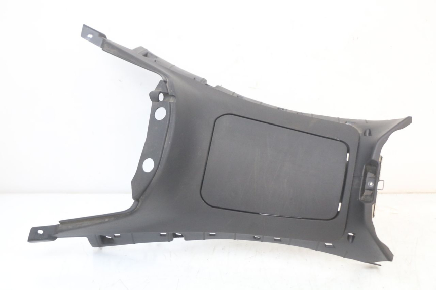 photo de TAPA BAJO ASIENTO PIAGGIO MP3 HPE 350 (2018 - 2020)