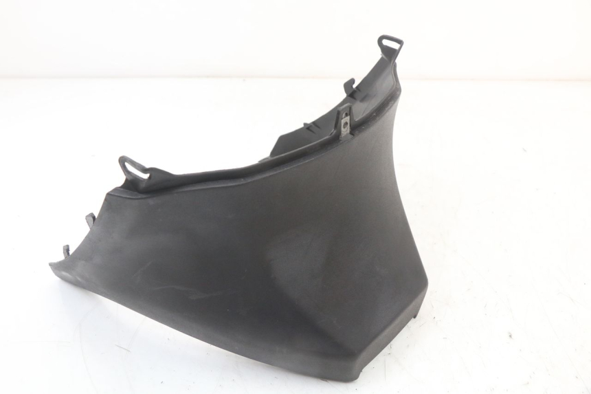 photo de TAPA DEBAJO DEL ASIENTO PIAGGIO ZIP 2T 50 (2009 - 2019)