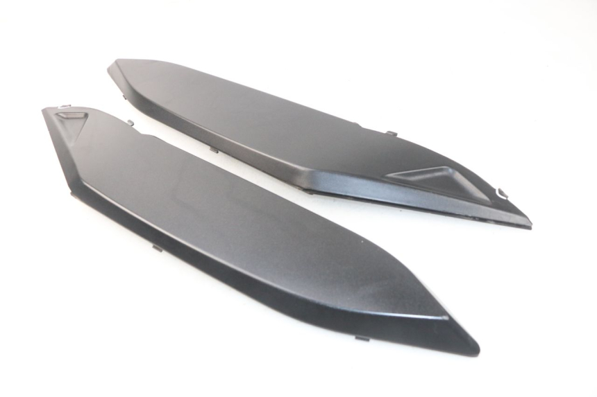 photo de TAPA DEBAJO DEL ASIENTO DAELIM S3 125 (2010 - 2017)