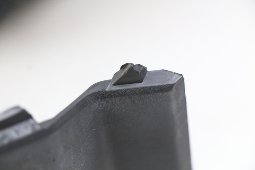 photo de TAPA BAJO EL ASIENTO LVNENG S5 1 (2019 - 2023)