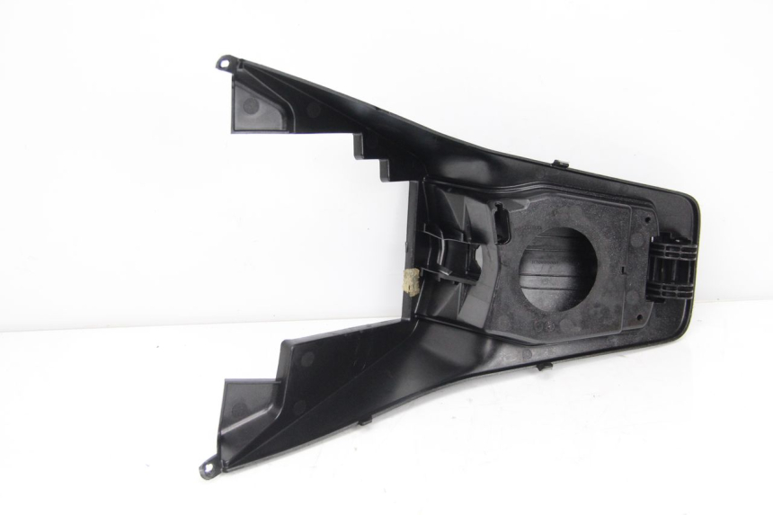photo de TAPA BAJO ASIENTO PEUGEOT SATELIS 125 (2013 - 2018)