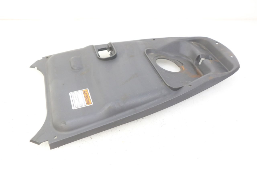 photo de TAPA BAJO EL ASIENTO SUZUKI SIXTEEN 125 (2008 - 2010)