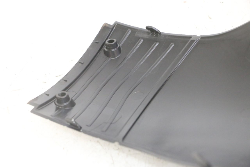 photo de TAPA BAJO ASIENTO APRILIA SR 2T 50 (2018 - 2022)