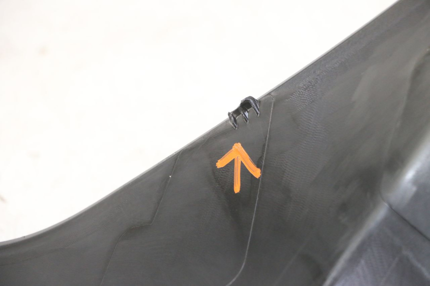 photo de TAPA BAJO ASIENTO APRILIA SR 2T 50 (2018 - 2022)