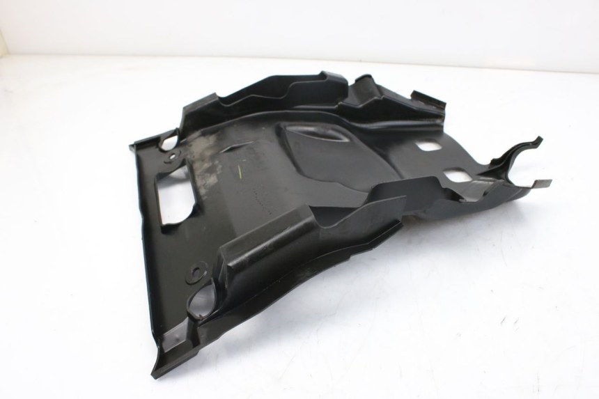 photo de TAPA BAJO EL ASIENTO SUZUKI AN BURGMAN 400 (2006 - 2010)