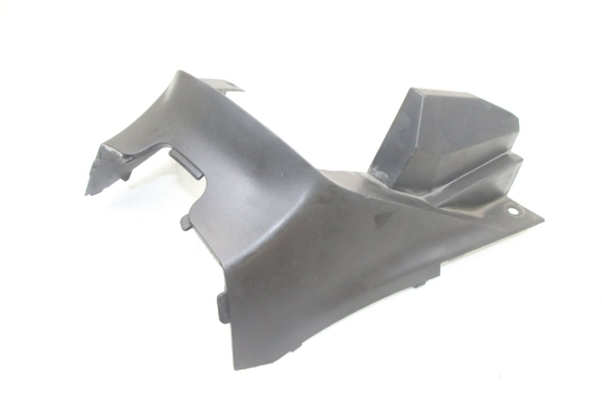 photo de TAPA BAJO ASIENTO SUZUKI BURGMAN 125 (2015 - 2017)