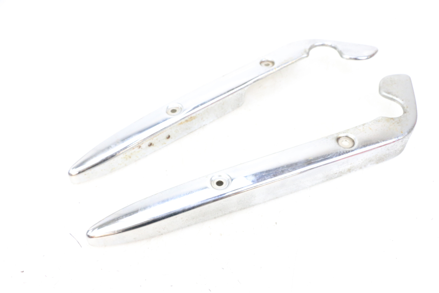 photo de TAPA BAJO ASIENTO SUZUKI GZ MARAUDER 125 (1998 - 2004)