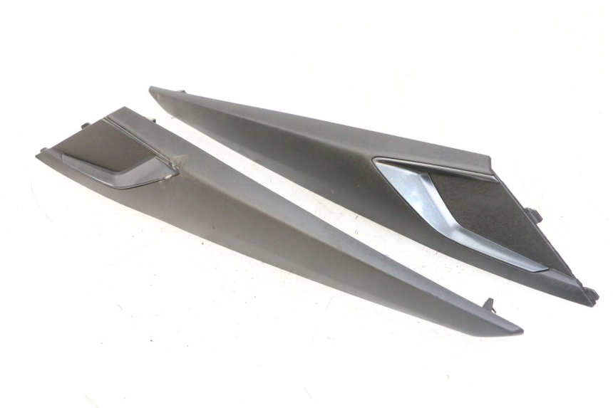 photo de TAPA DEBAJO DEL ASIENTO APRILIA SXR 50 (2021 - 2023)