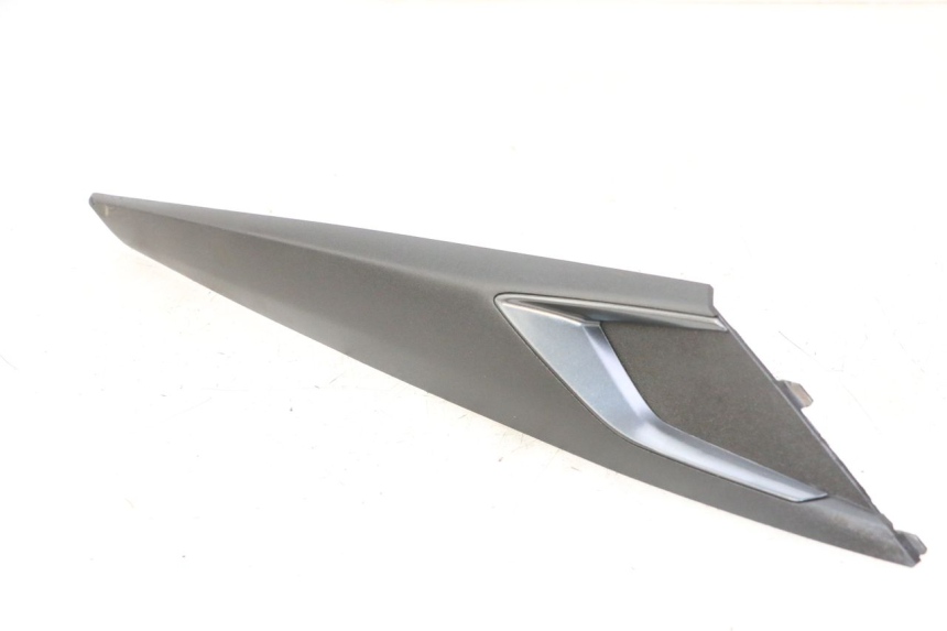 photo de TAPA DEBAJO DEL ASIENTO APRILIA SXR 50 (2021 - 2023)