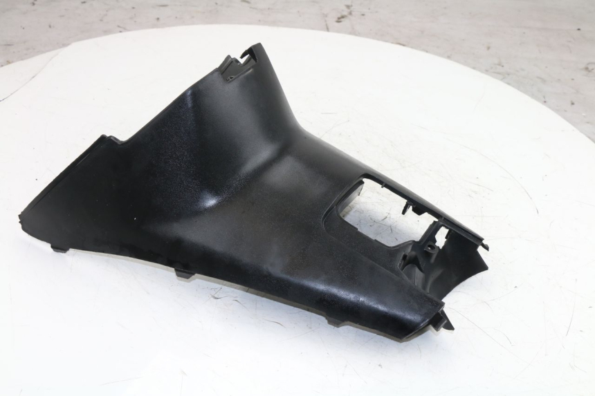 photo de TAPA DEBAJO DEL ASIENTO SYM JET EURO X 2T 50 (2003 - 2007)