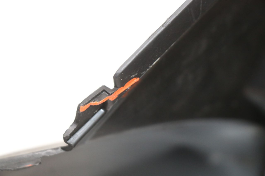 photo de TAPA DEBAJO DEL ASIENTO PEUGEOT VIVACITY NEW 4T 50 (2008 - 2017)