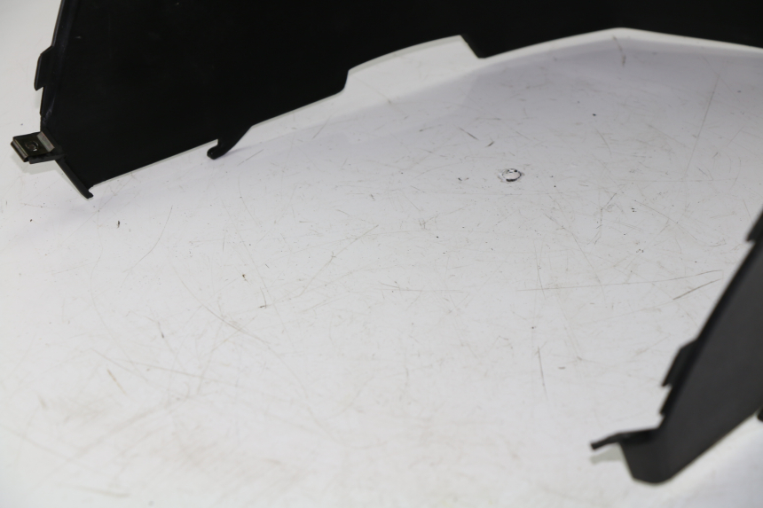 photo de TAPA BAJO ASIENTO PEUGEOT VIVACITY 125 (2010 - 2017)