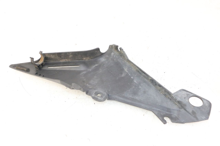 photo de TAPA BAJO ASIENTO YAMAHA XJN DIVERSION 600 (2000 - 2003)