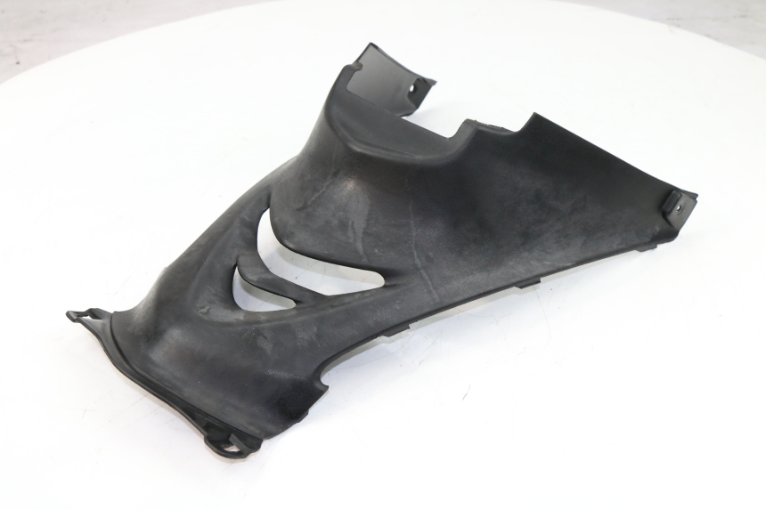 photo de TAPA DEBAJO DEL ASIENTO YAMAHA CYGNUS X 125 (2004 - 2007)