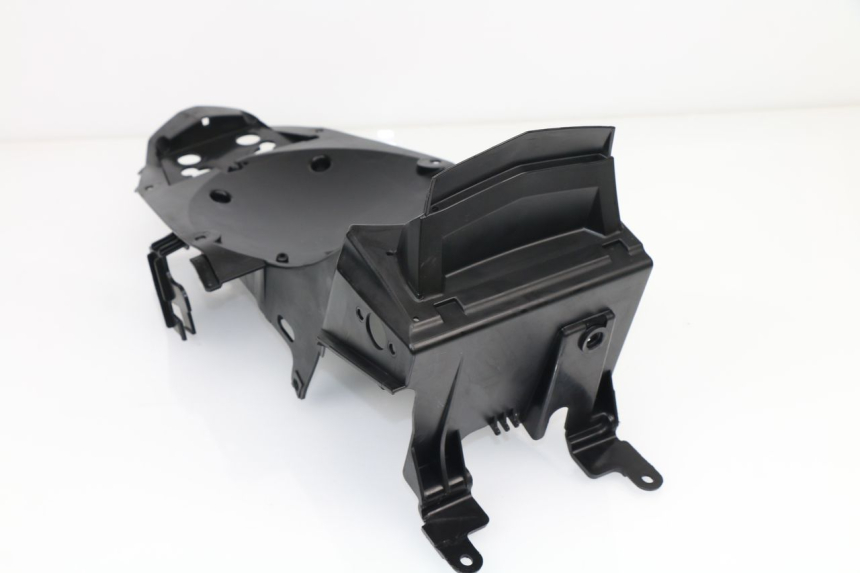 photo de TAPA BAJO ASIENTO YAMAHA XJ6 600 (2008 - 2016)