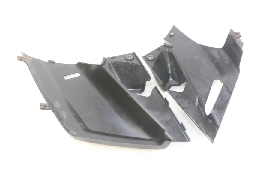 photo de TAPA DEBAJO DEL ASIENTO YAMAHA XMAX X-MAX 125 (2006 - 2009)