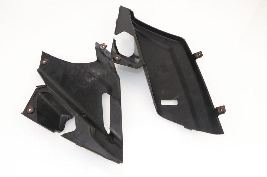 photo de TAPA DEBAJO DEL ASIENTO YAMAHA XMAX X-MAX 125 (2006 - 2009)