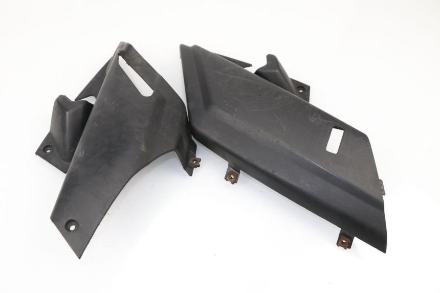 photo de TAPA DEBAJO DEL ASIENTO YAMAHA XMAX X-MAX 125 (2006 - 2009)