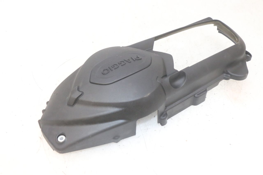 photo de TAPA VARIADOR PIAGGIO MP3 HPE 300 (2019 - 2026) - Primer plano técnico