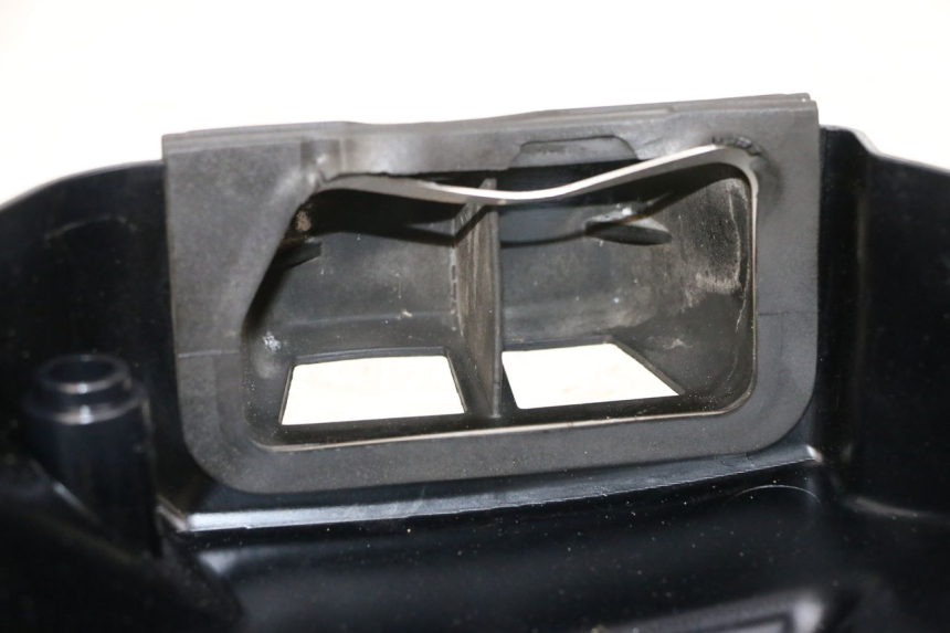 photo de TAPA VARIADOR PEUGEOT SATELIS 125 (2013 - 2018) - Detalle de la pieza