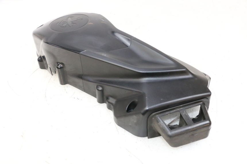 photo de TAPA VARIADOR PEUGEOT SATELIS 125 (2013 - 2018) - Primer plano técnico