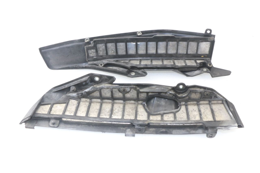 photo de TAPA VARIADOR YAMAHA XP T-MAX TMAX ABS 530 (2012 - 2015) - Detalle de la pieza