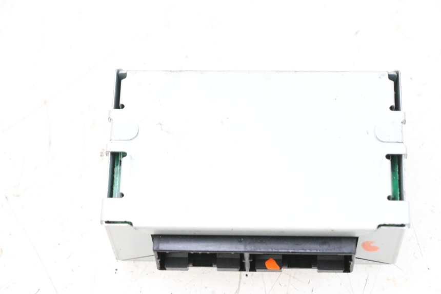 photo de CENTRALITA ABS YAMAHA TDM ABS 900 (2002 - 2014) - Primer plano técnico