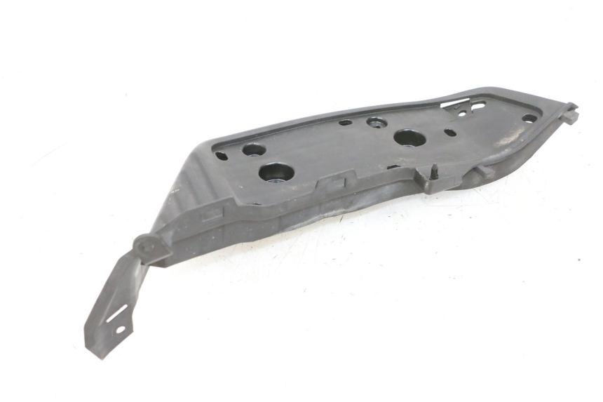 photo de REPOSAPIES TRASERA DERECHA SUZUKI BURGMAN 650 (2013 - 2020)