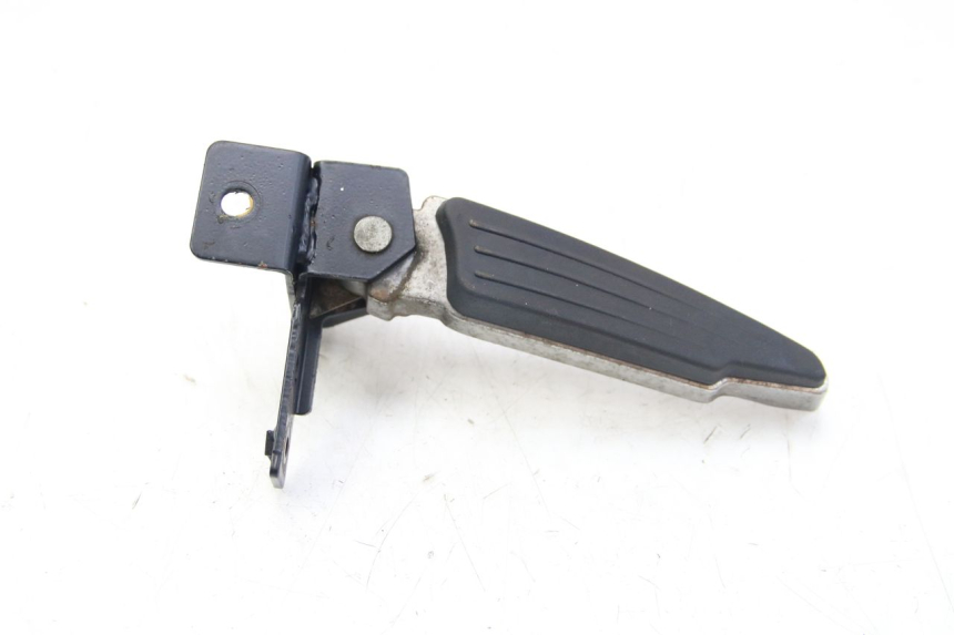 photo de SOPORTE DE PIE TRASERO DERECHO PEUGEOT CITYSTAR AIR 125 (2014 - 2017)