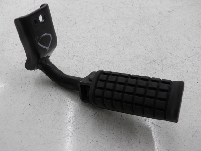 photo de REPOSAPIES TRASERA DERECHA DAELIM S2 FI 125 (2008 - 2012) - Vista principal