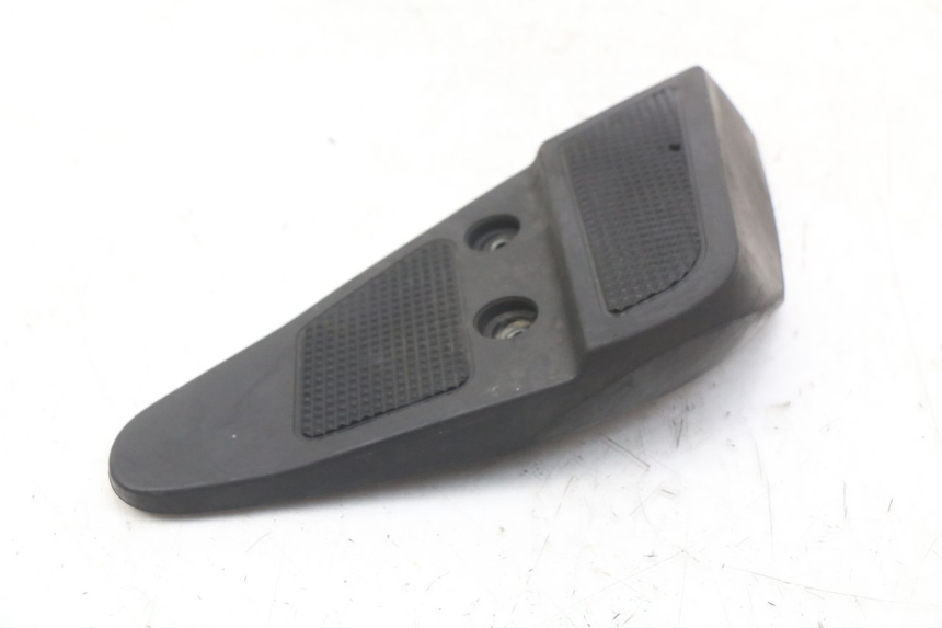 photo de SOPORTE DE PIE TRASERO DERECHO HONDA FES PANTHEON 2T 125 (1998 - 2002)