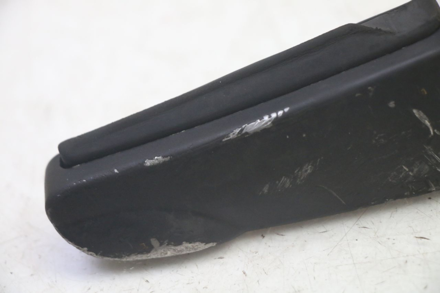 photo de REPOSAPIES TRASERA DERECHA PIAGGIO FLY 4T 50 (2013 - 2017) - Detalle de la pieza