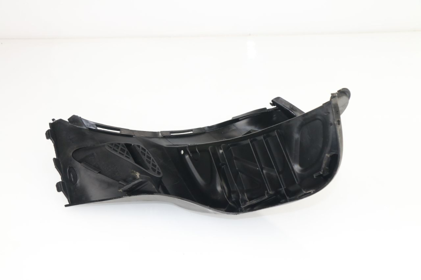 photo de REPOSAPIES TRASERA DERECHA KYMCO GRAND DINK 125 (2002 - 2007)