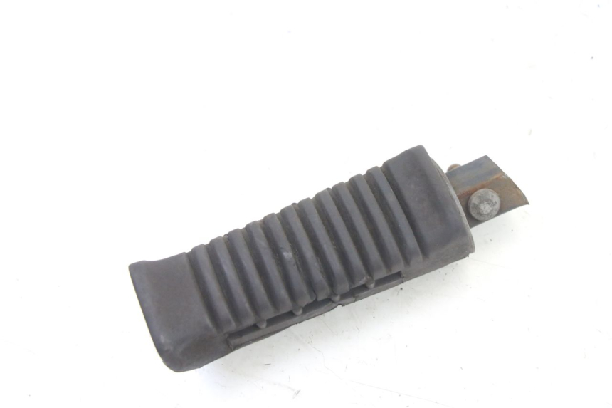 photo de REPOSAPIES TRASERA DERECHA SUZUKI GS GSE 500 (2001 - 2003)