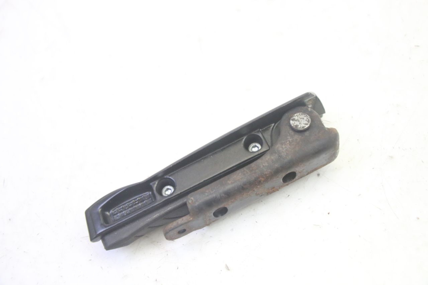 photo de REPOSAPIES TRASERA DERECHA PIAGGIO MP3 500 (2016 - 2018) - Detalles de los puntos de fijación