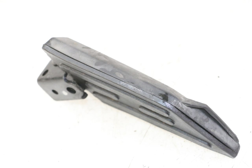 photo de SOPORTE DE PIE TRASERO DERECHO PEUGEOT KISBEE 4T 50 (2010 - 2017)