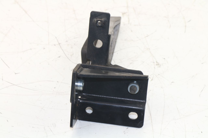 photo de REPOSAPIES TRASERA DERECHA PEUGEOT SATELIS 125 (2013 - 2018)