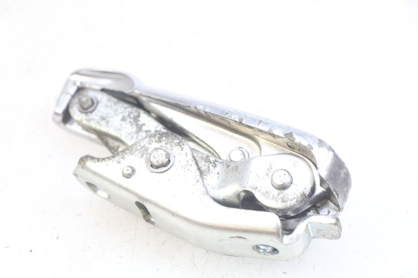 photo de SOPORTE DE PIE TRASERO DERECHO PIAGGIO VESPA GRANTURISMO 125 (2003 - 2007)