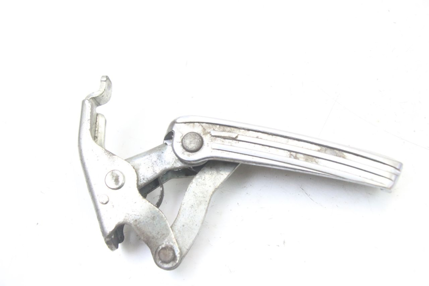 photo de SOPORTE DE PIE TRASERO DERECHO PIAGGIO VESPA GRANTURISMO 125 (2003 - 2007)