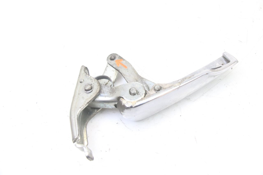 photo de SOPORTE DE PIE TRASERO DERECHO PIAGGIO VESPA GRANTURISMO 125 (2003 - 2007)