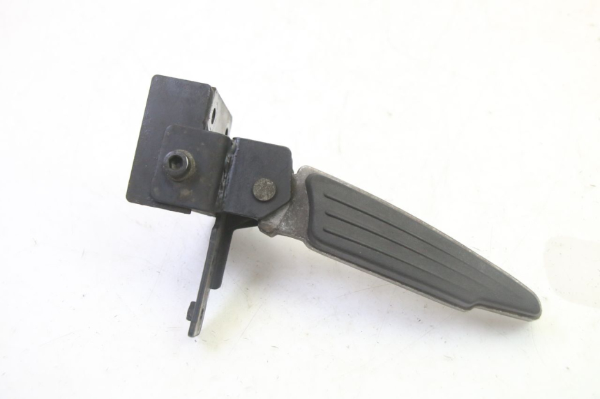 photo de REPOSAPIES TRASERA DERECHA PEUGEOT SATELIS 125 (2013 - 2018)